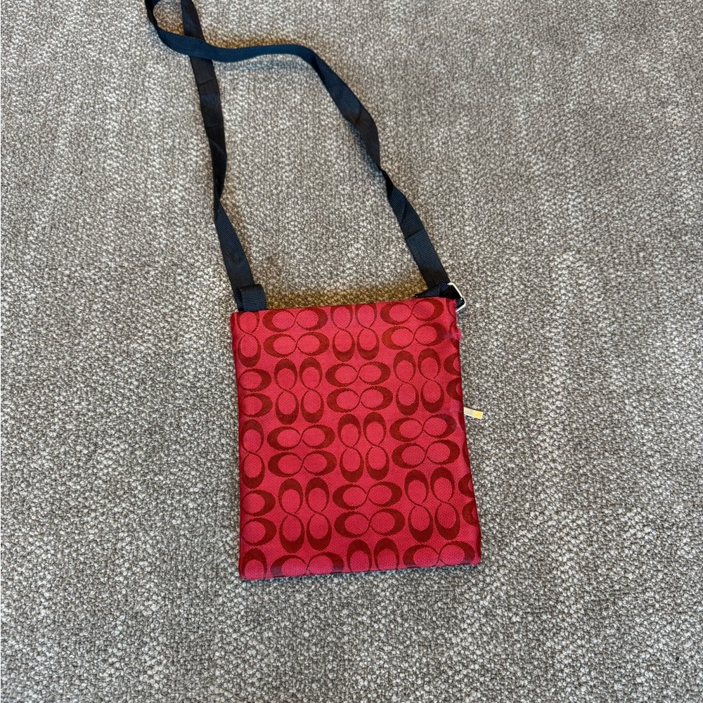 Vintage Coach Red and Black Crossbody Bag - Picture 7 of 11